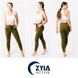 Light theeaded Olive Zyia